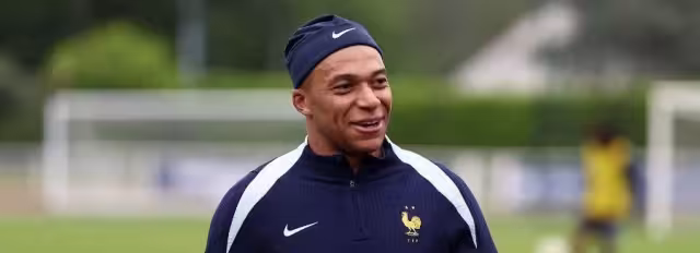 Kylian Mbappé revela a Macron la hora en la que se hará oficial su fichaje