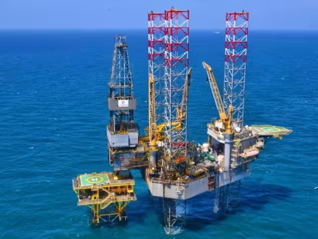 La petrolera estatal ya ocupa el 75.5% de ingresos internos.