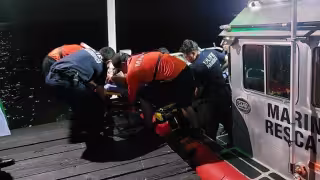 Trasladan a buzo a Cancún para recibir tratamiento especializado