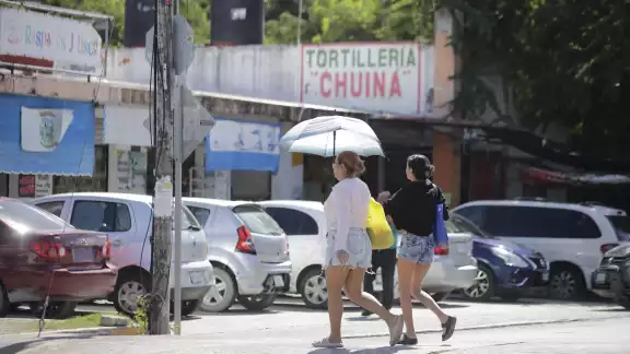 El clima de Cancún pronostica rayos de sol durante la tarde, aunque en las primeras horas de la mañana cielo nublado