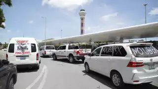 Transportistas amenazan con manifestarse  en el   aeropuerto de Cancún para frenar a Uber