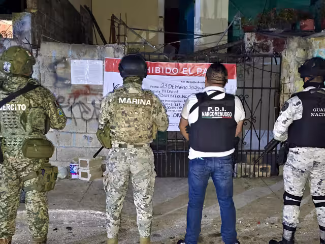 Elementos de diferentes fuerzas federales participaron en los operativos.