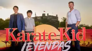 Actores de ‘Karate Kid: Legends' llegan  a la CDMX; Ralph Macchio se vuelve la sensación 