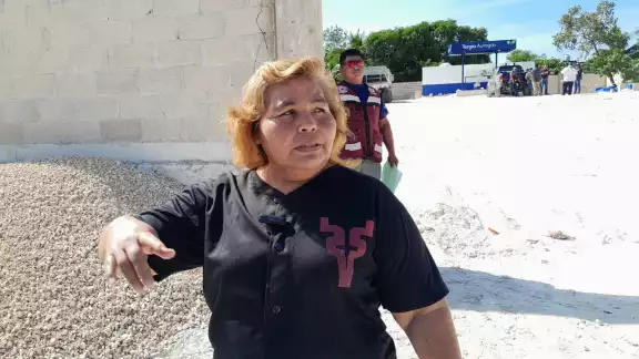 Rosalba Chable Tacu, líder de la colonia Ricardo Flores Magón pidió detener la construcción de una gasera