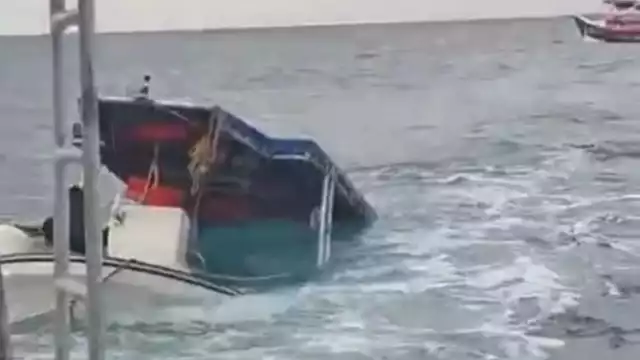 Embarcación se hundió en el arrecife Colombia de Cozumel, punto turístico muy popular.