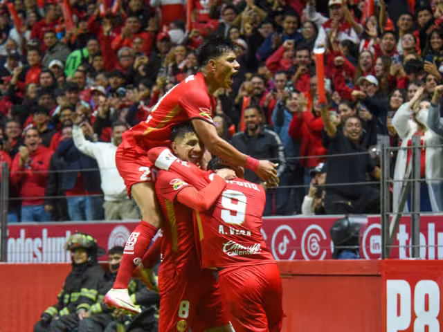 El diablo enfiestado y su cueva