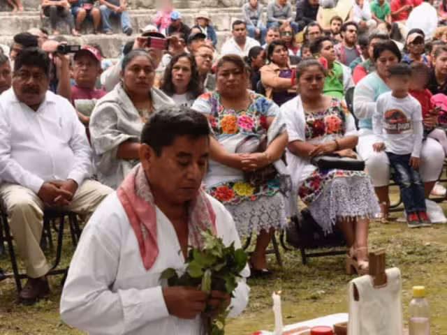Los  ‘curanderos’ mayas heredan sus conocimientos clínicos de generación en generación