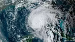 Huracán Rafael cambió de trayectoria y ahora se dirige a México