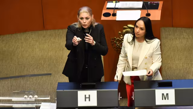 La mesa directiva del Senado de la República realiza el procedimiento de insaculación para candidatos a la elección judicial