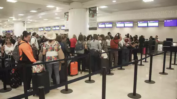 Desde el pasado domingo y hasta ayer, el Grupo Aeroportuario del Sureste informó que se rebasaron los 500 movimientos