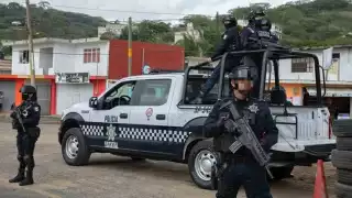 Policías de Veracruz terminan en el hospital tras ser golpeados por pobladores de Nogales 