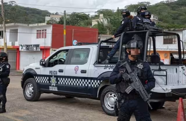 Dos policías municipales de Nogales resultaron heridos tras la agresión-Foto referencia