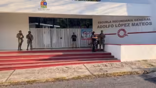 Autoridades vigilan el ingreso a la secundaria en Chetumal