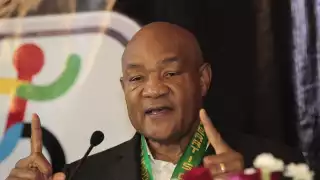 ¿De qué murió George Foreman, el doble campeón de los pesos pesados que revolucionó el boxeo?