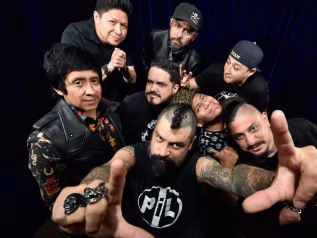 Se reporta estable el vocalista