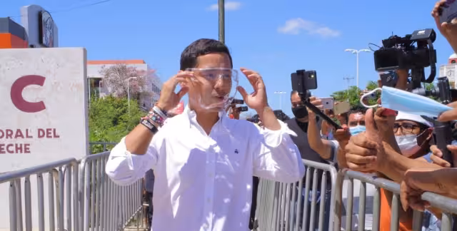 Eliseo Fernández Montufar ya no irá como candidato al Senado