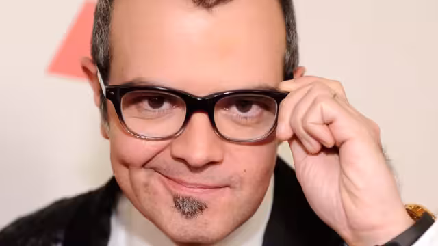 Aseguran que Aleks Syntek está internado en un centro de rehabilitación