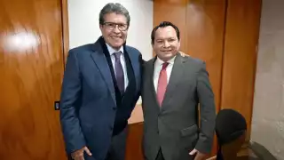 Gobernador Joaquín Díaz Mena se reúne con diputados de Morena en la Cámara de Diputados