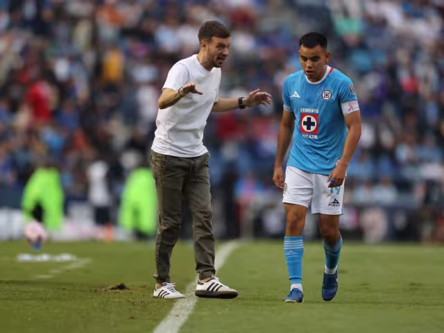 El argentino rompe el silencio en el aeropuerto