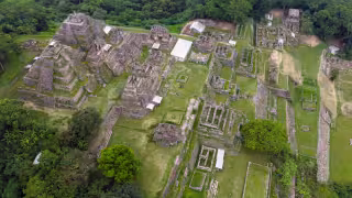 La ciudad tiene una pirámide más grande que la del Sol en Teotihuacán.