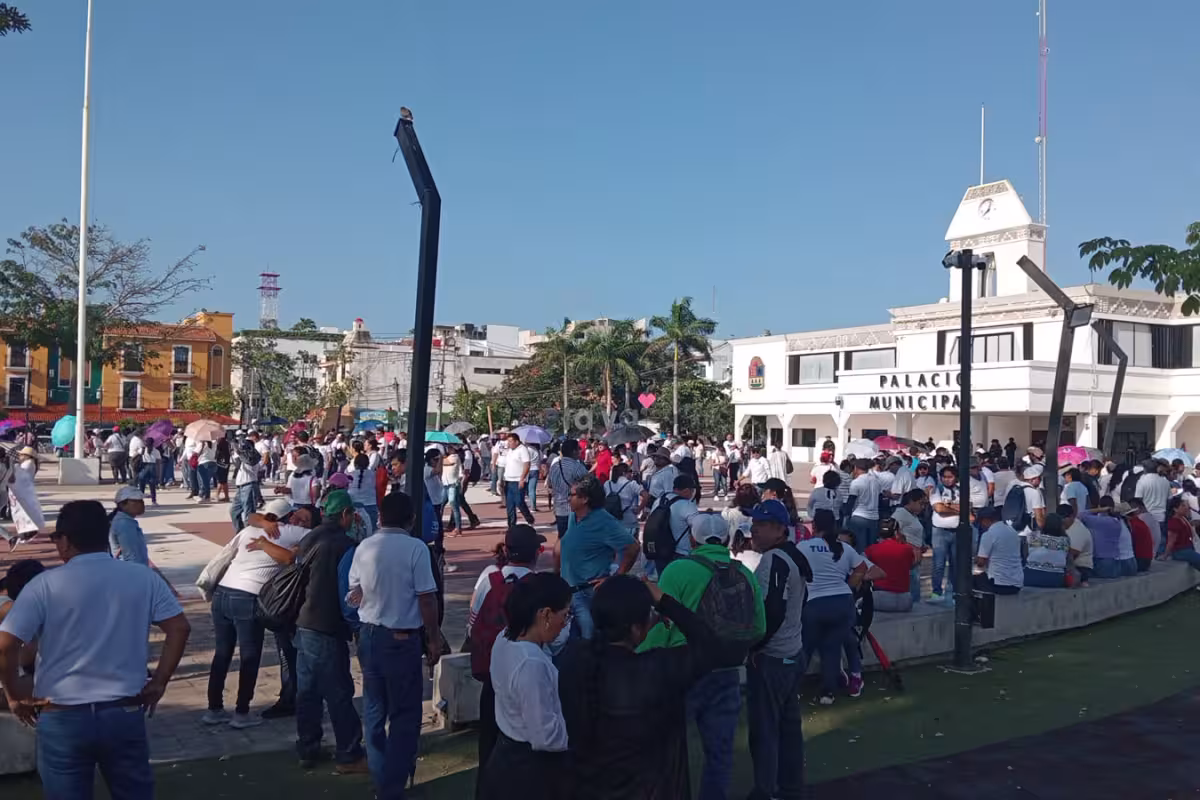 Profesores de Playa del Carmen se reúnen para iniciar marchas contra la ...