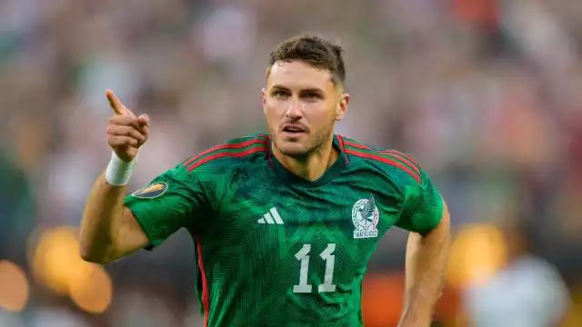 Nottingham Forest insiste en fichaje del mexicano Santiago Giménez