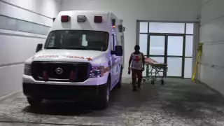 Balean a un hombre en la carretera libre Gas Auto