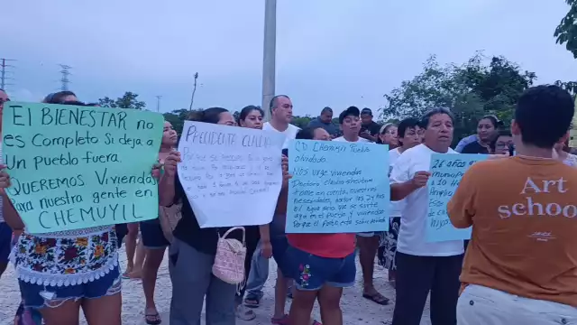 La molestia fue justificada al señalar que otras comunidades, como Akumal, recibieron beneficios, pese a ser invasores