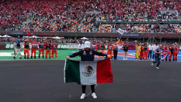 Será la primera carrera sin Checo en los últimos 10 años Será la primera carrera sin Checo en los últimos 10 años