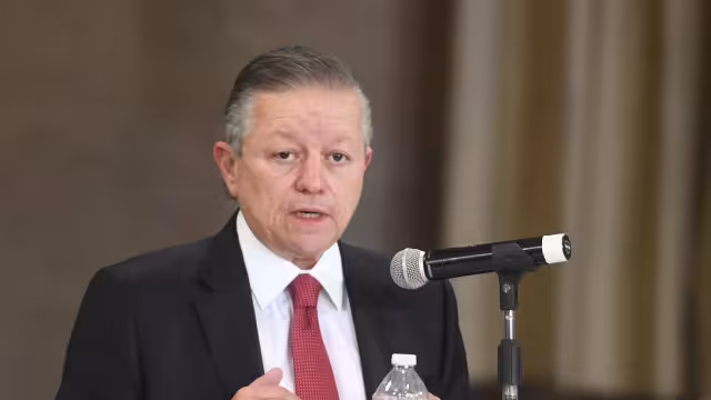 Claudia Sheinbaum nombra a Arturo Zaldívar como nuevo coordinador de Política y Gobierno