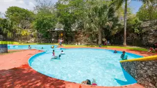 Invita la alcaldesa de Mérida, Cecilia Patrón, a las piscinas del Acuaparque de  Vergel 