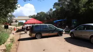 Ejidatarios mantienen bloqueada la carretera estatal Calkiní-Uxmal