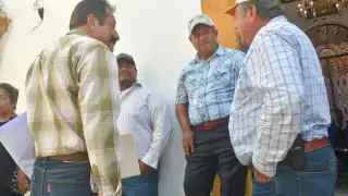 “Ni a caballo se puede pasar”: Ganaderos de Champotón denuncian abandono total del sector