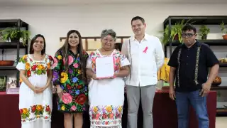Yucatán premia el talento artesanal en bordado y arte popular 2025