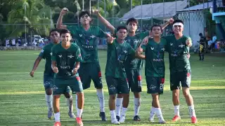 Mantiene el vuelo Ejidatarios Bonfil y vence 3-0 a Atlético Quintanarroense