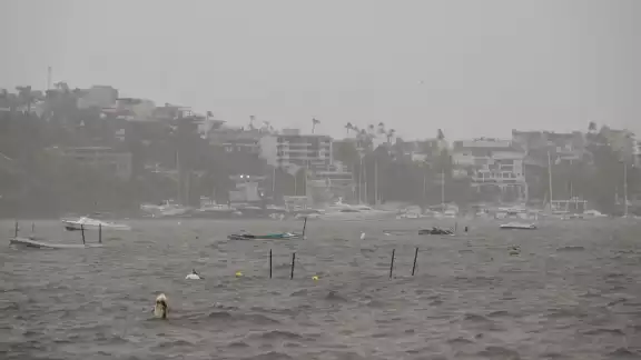 Acapulco vuelve a quedar en emergencia tras el paso del huracán ‘John’; estos son los estragos