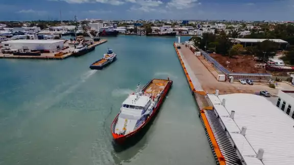 Puerto de Carmen se transforma: obras contemplan escolleras y dragado Puerto de Carmen se transforma: obras contemplan escolleras y dragado