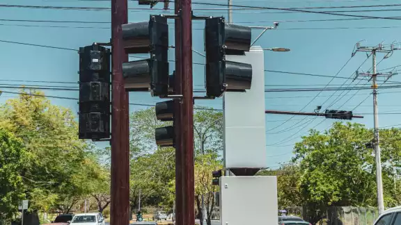 Nuevos semáforos operan en avenida Aviación y Concordia: buscan mejorar la movilidad en Campeche