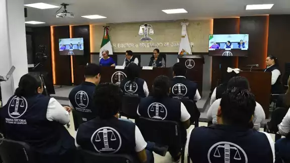Ricardo Medina Farfán fue candidato a la alcaldía de Campeche por la coalición “Fuerza y Corazón x Campeche” Ricardo Medina Farfán fue candidato a la alcaldía de Campeche por la coalición “Fuerza y Corazón x Campeche”