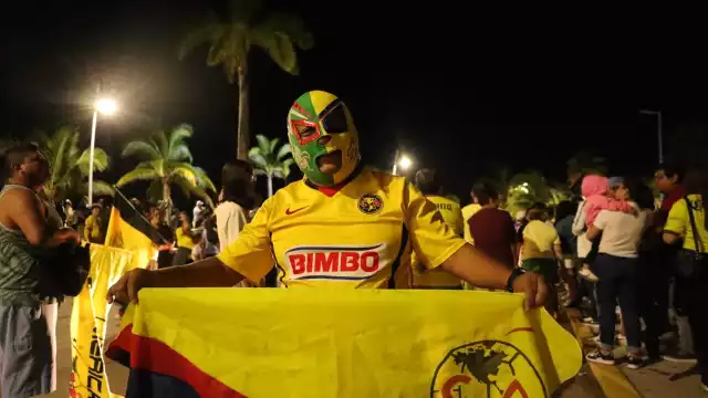 Aficionados del América en Chetumal celebran tricampeonato.