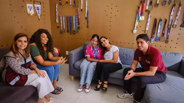 La Gobernadora Lezama se reunió y convivió con la arquera.