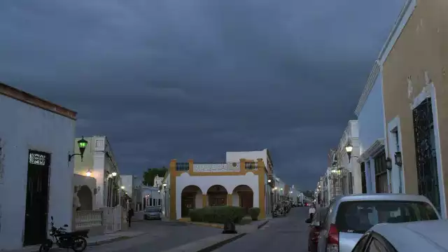 Las lluvias seguirán en toda la entidad, aunque con días calurosos.