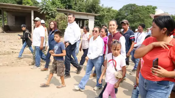 Sheinbaum y Armenta coordinan acciones de recuperación en Pantepec Sheinbaum y Armenta coordinan acciones de recuperación en Pantepec