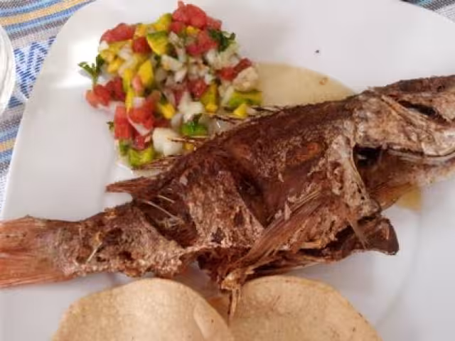 Pescado frito campechano