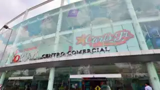 Hombre se arrojó desde el tercer piso de la plaza Fórum Buenavista en la CDMX