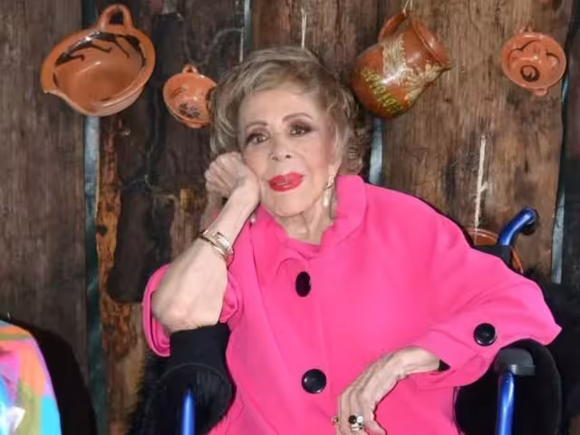 Enrique Guzmán revela que Silvia Pinal se encuentra en cuidados paliativos