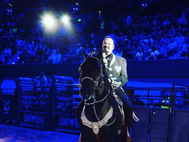 Pepe Aguilar revela la forma en que Christian Nodal trata a Ángela Aguilar