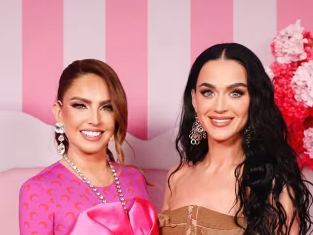 Karla Díaz y Katy Perry viven incómodo momento en ‘Pinky Promise’