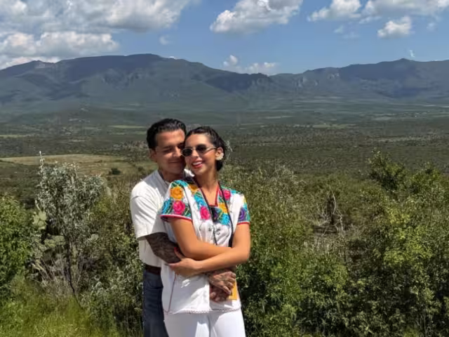 ¿Christian Nodal tiene nueva pareja?