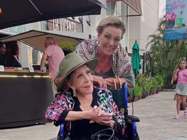 Sylvia Pasquel está cansada de los mensajes de odio por el delicado estado de salud de madre, Silvia Pinal